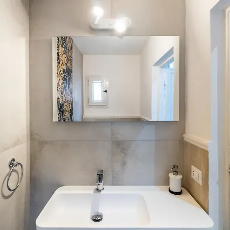 Uffizi Gallery Spacious 3br Apartment