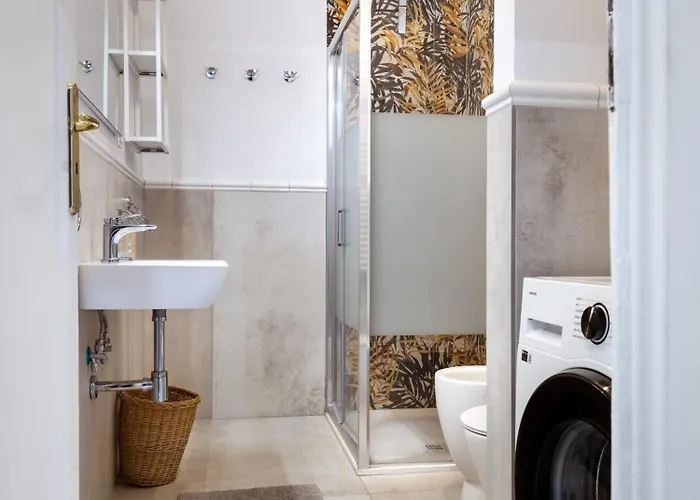 Uffizi Gallery Spacious 3bd *