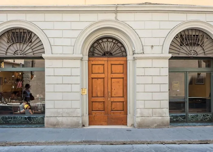 Uffizi Gallery Spacious 3br Florence